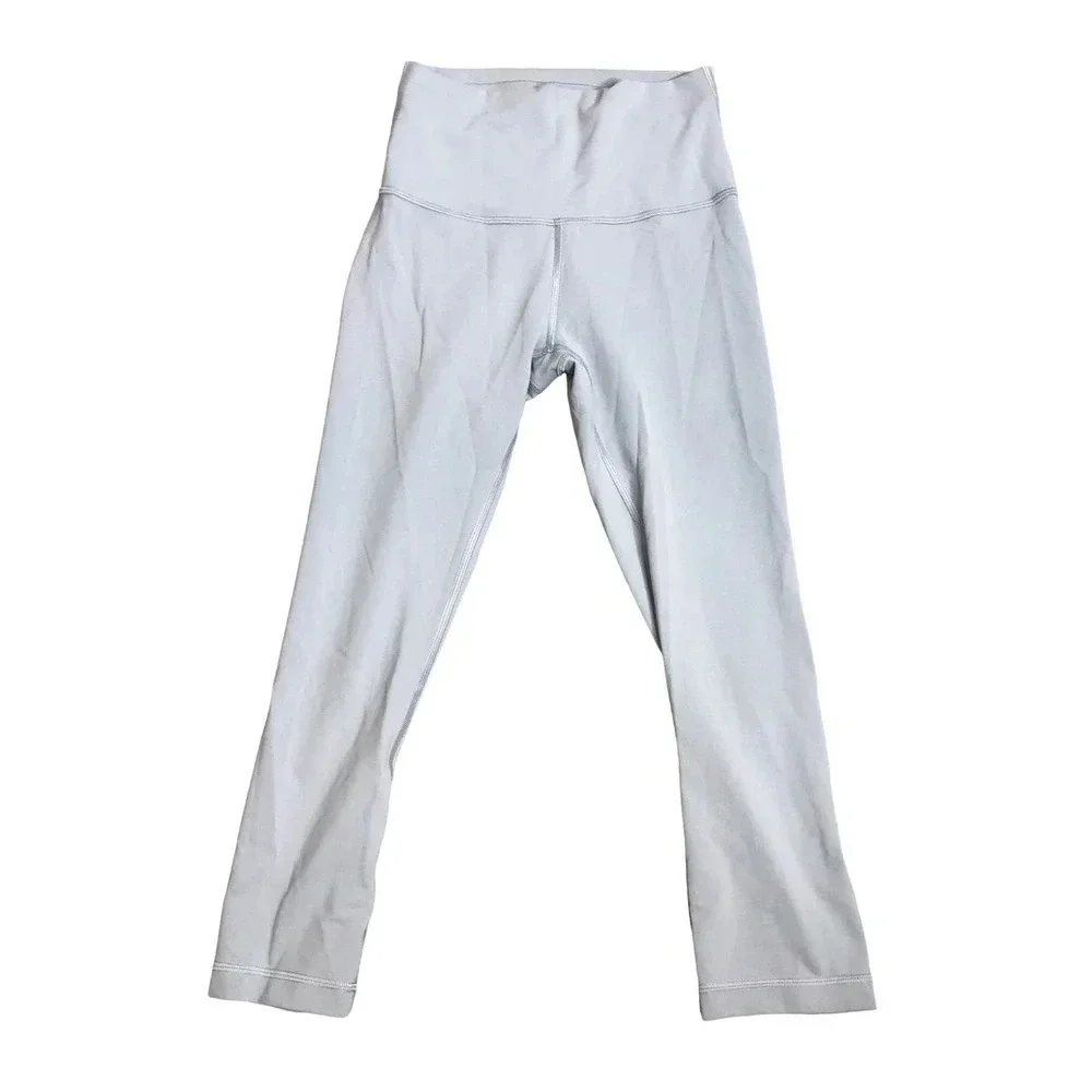 Lululemon Light‎ Blue Cropped Leggings